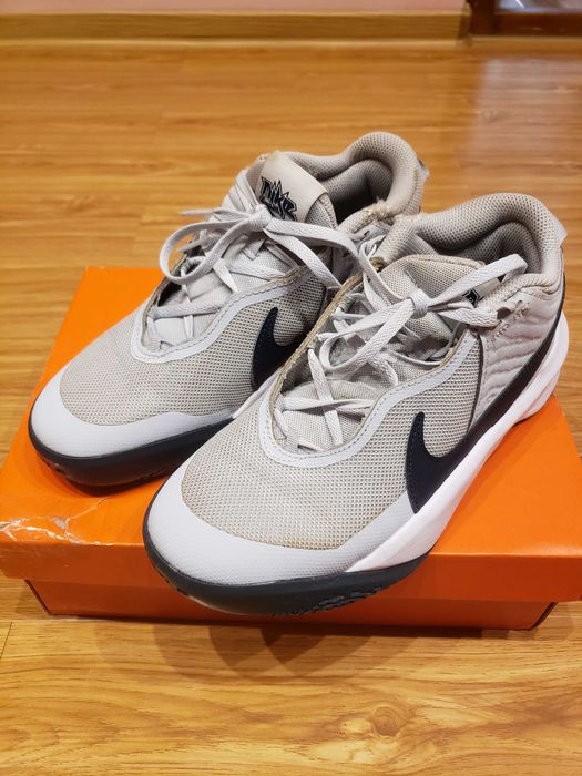 Nike Team Hustle D 10