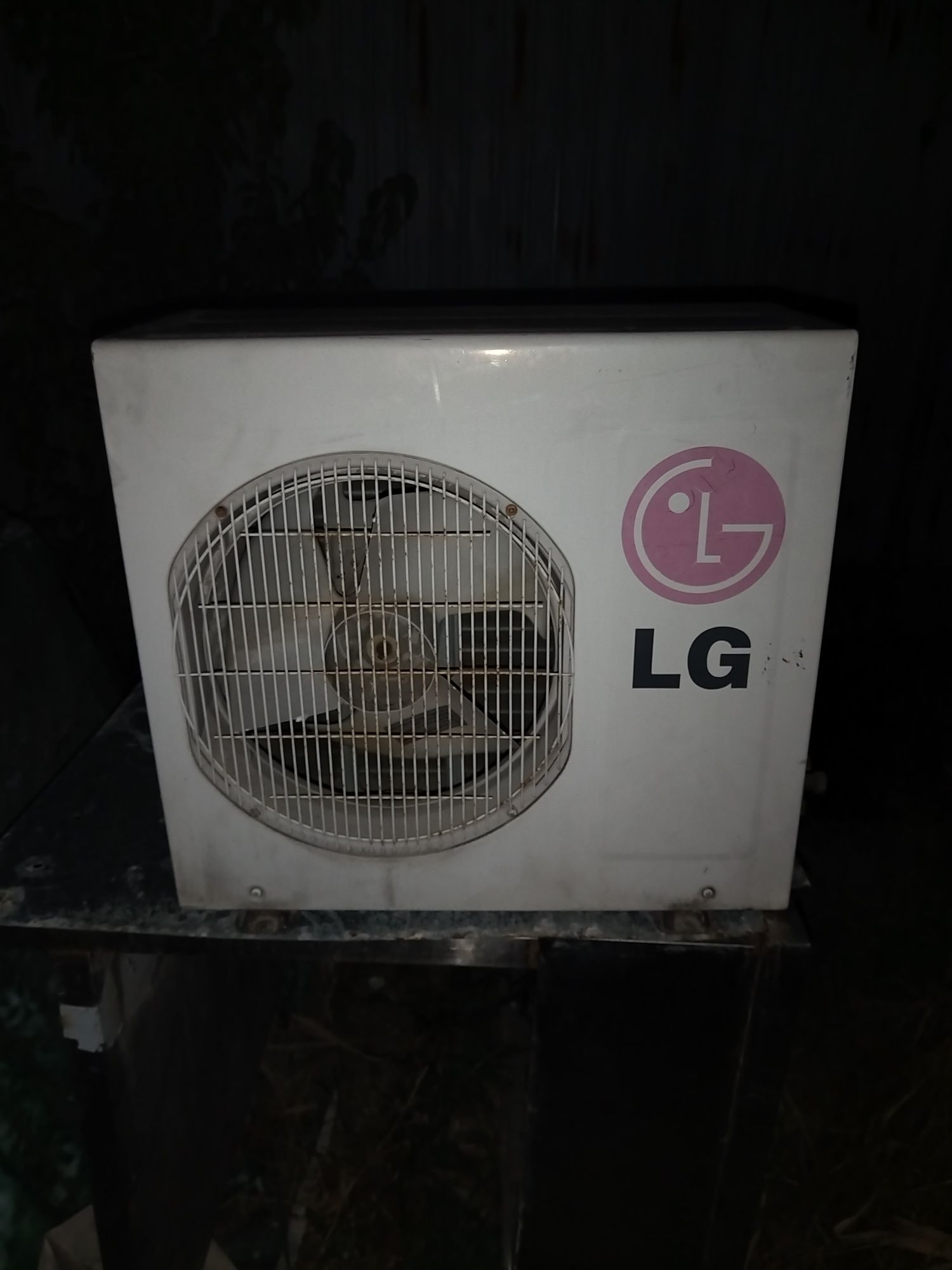 Кондиционер бу LG