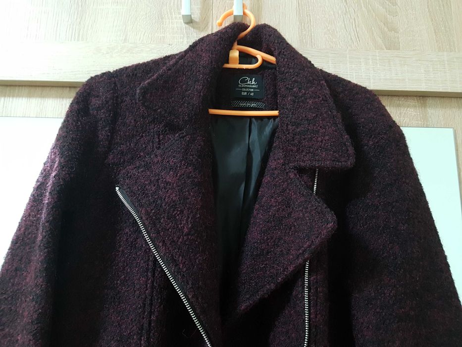 Palton visiniu - marimea 40, marca New Yorker