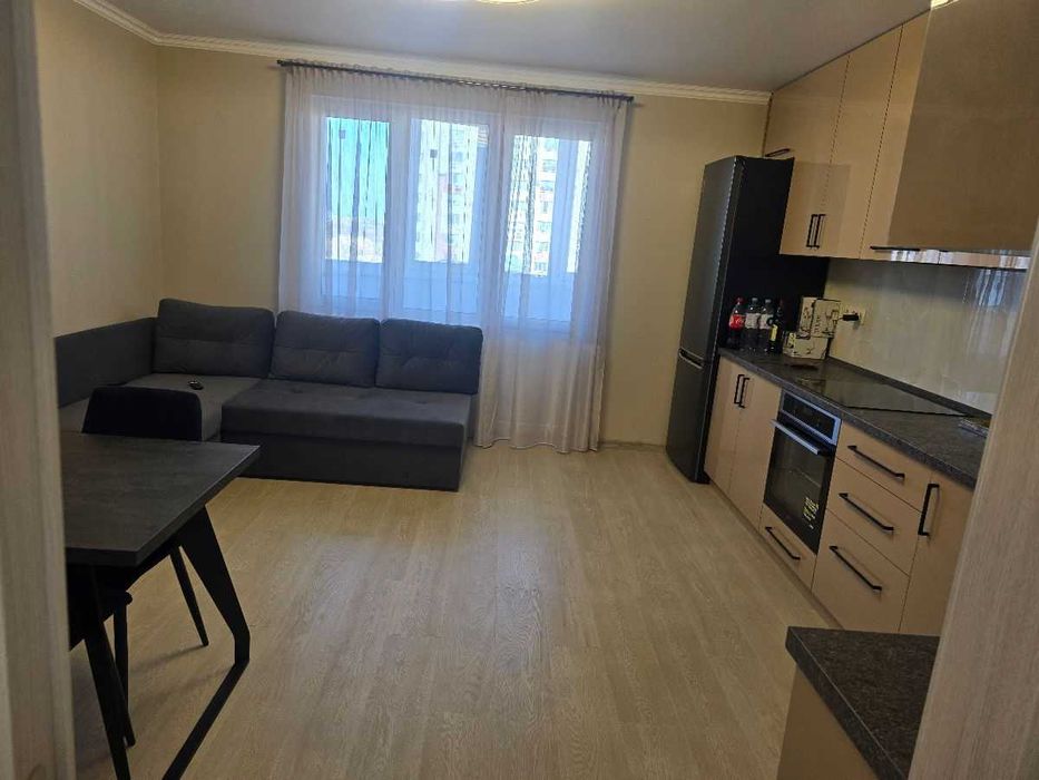 Дава се под наем Тристаен апартамент в София, Красно село - 100 кв.м за 475 € - Снимка #4