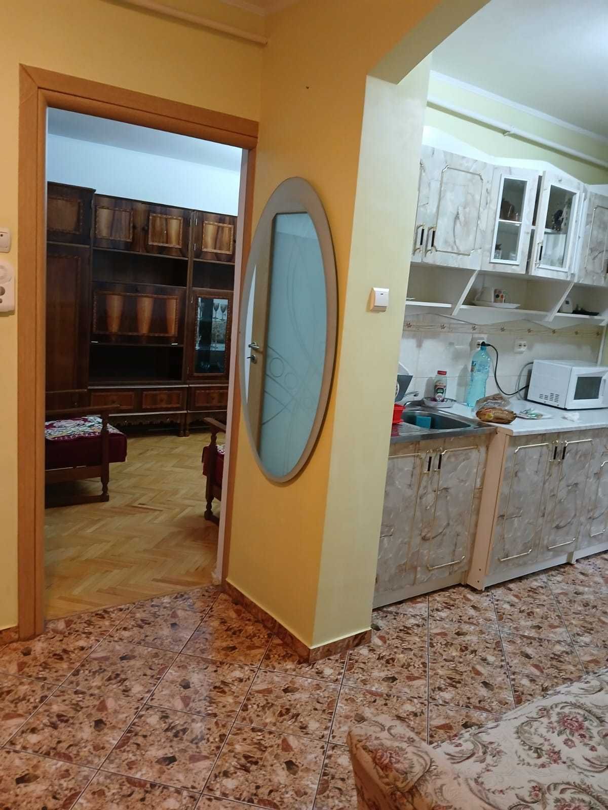 Inchiriez 1 cameră