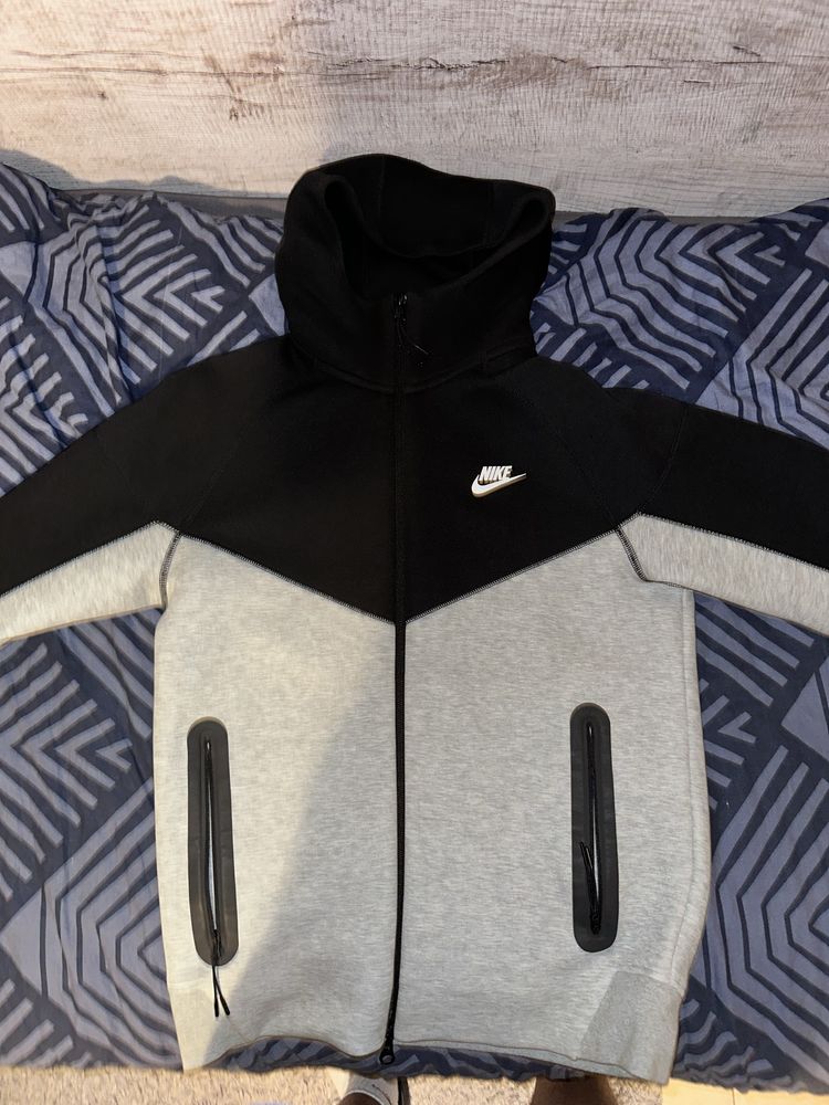 Nike tech оригинал S