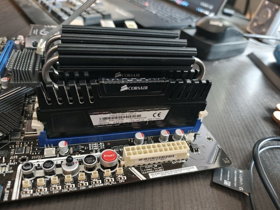 Asus Rampage II Extreme, i7-920, 10GB RAM DDR3+ звукова карта