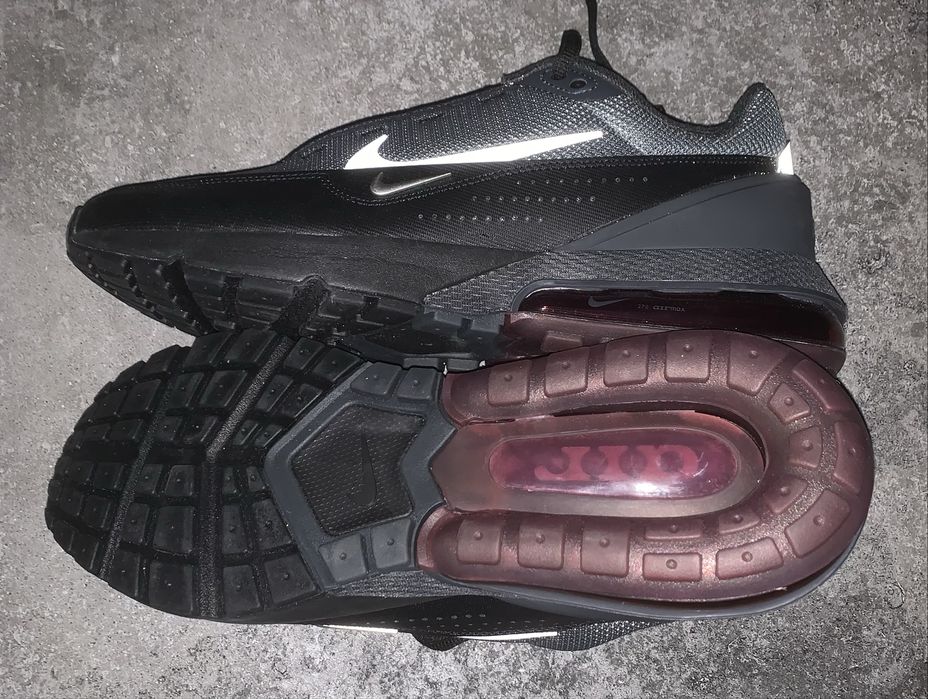 Nike Air Max Pulse 270