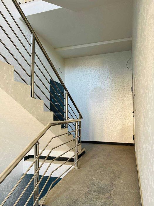 Продается квартира (дуплекс) 6 комнат