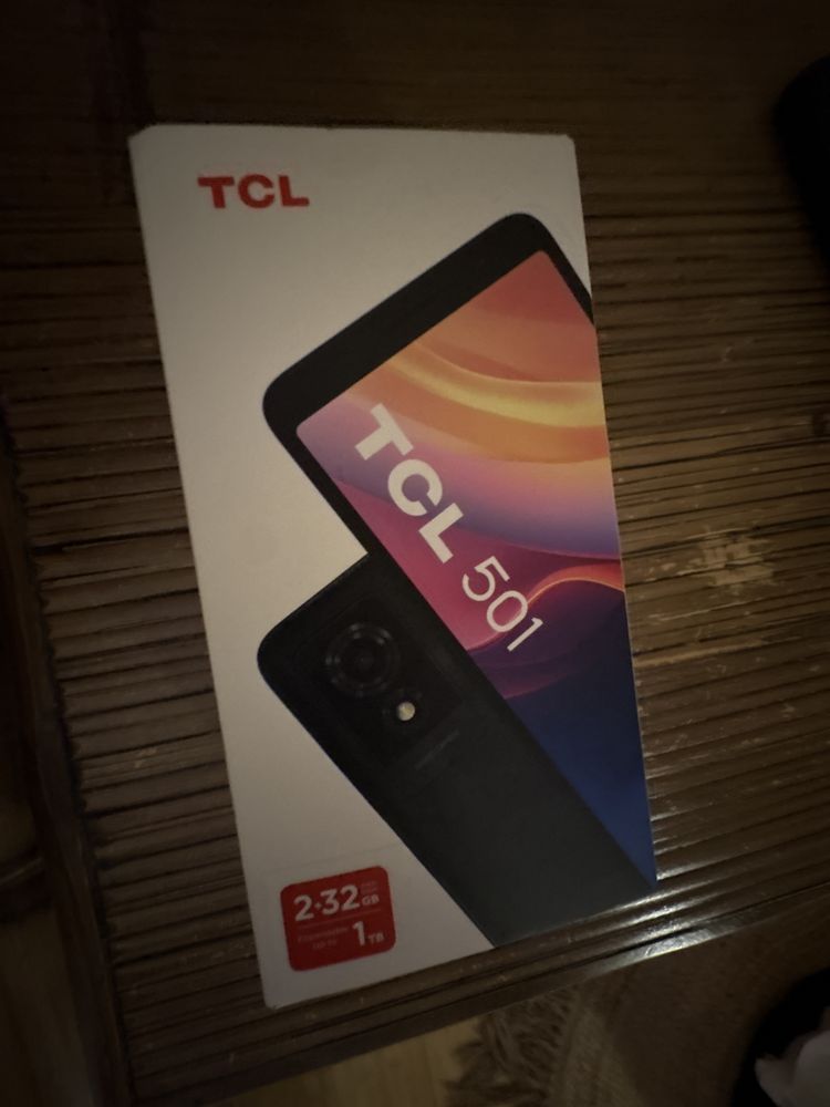 Telefon TCL nou