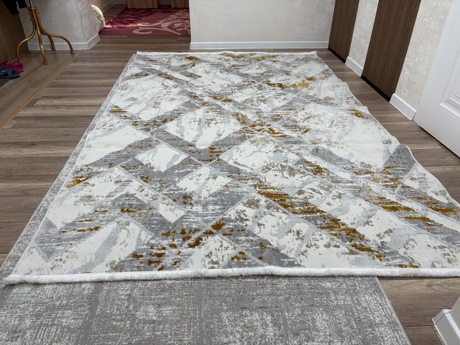 Кілем арзан бағада сатылады