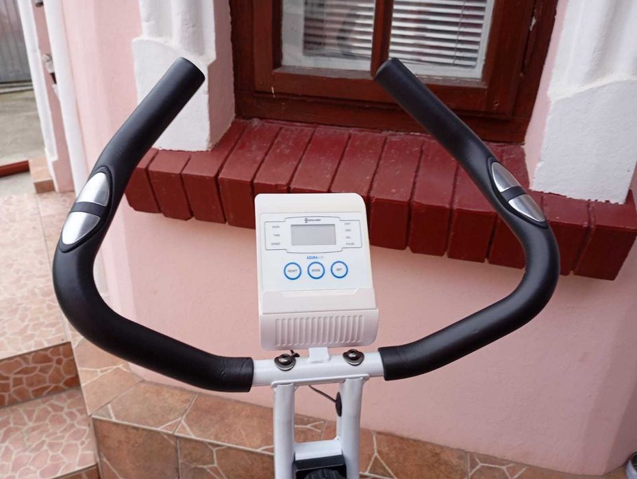 Bicicleta de exercitii la domiciliu - "Azura Air home cycle trainer"