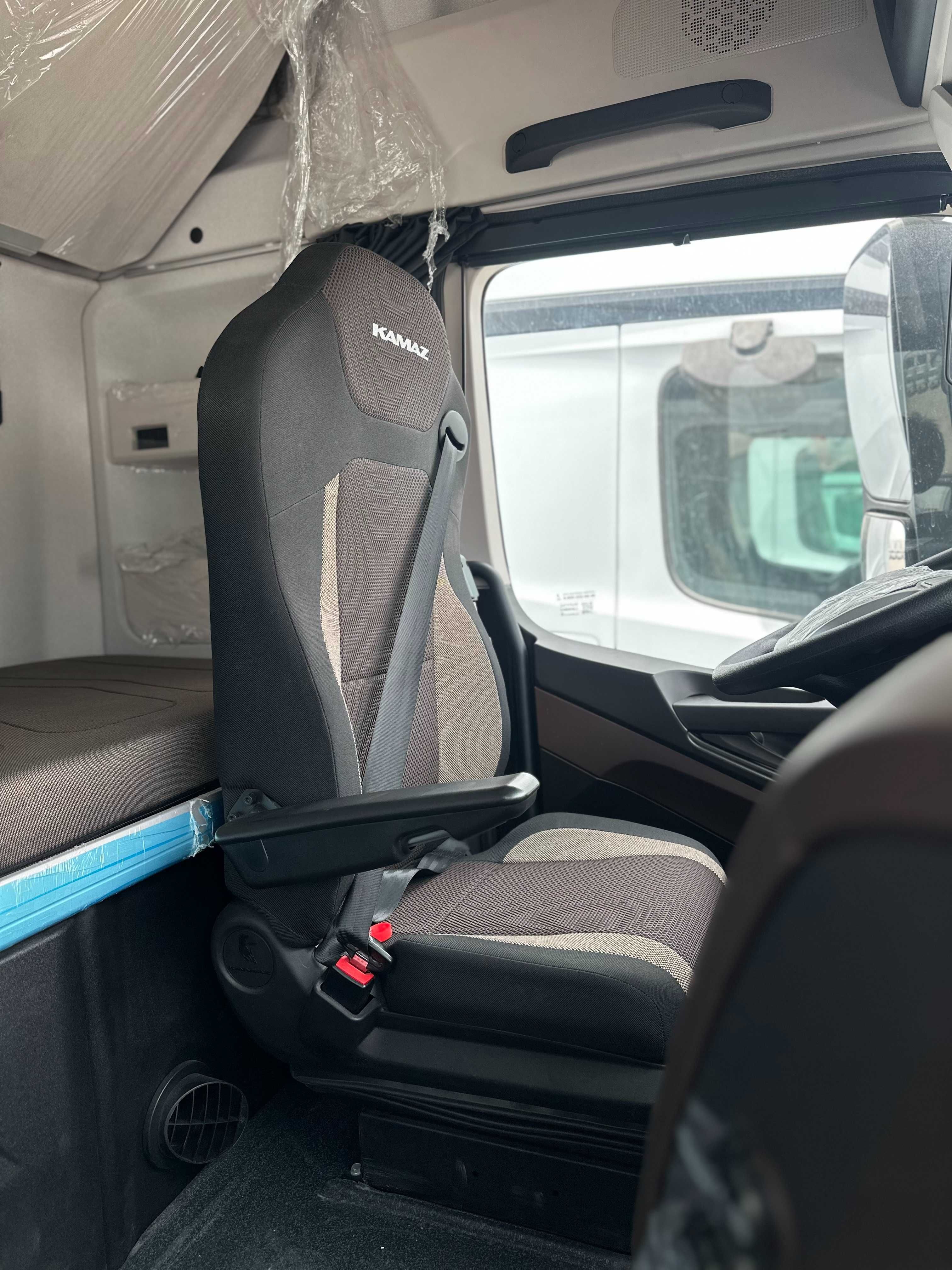 KAMAZ tyagach 1 mostli