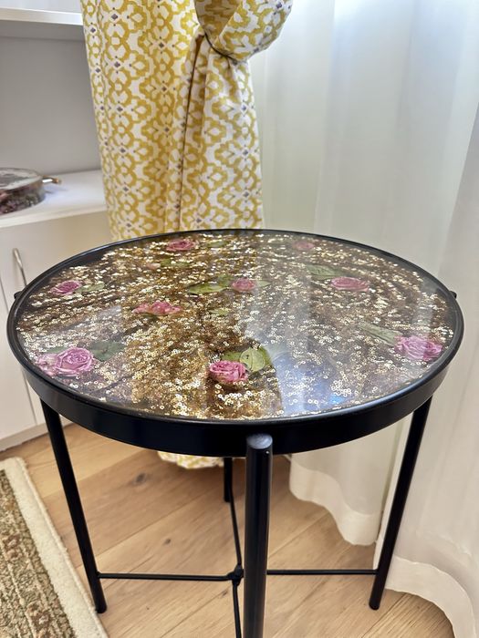 Masuta cafea flori in rasina