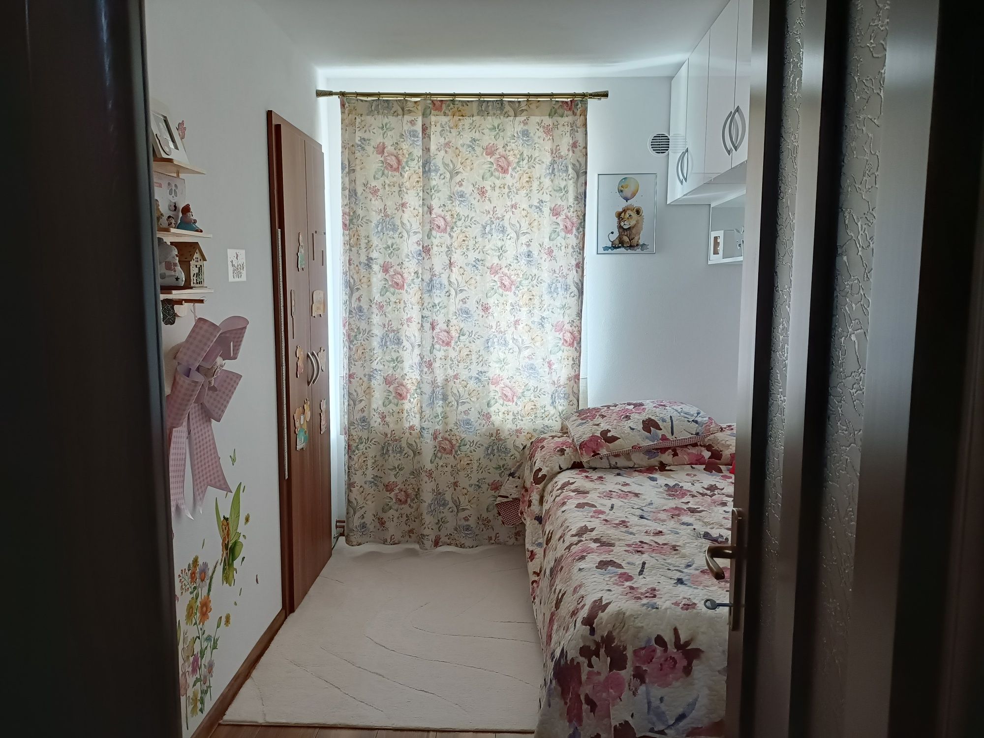 Vând apartament  cu 2 camere