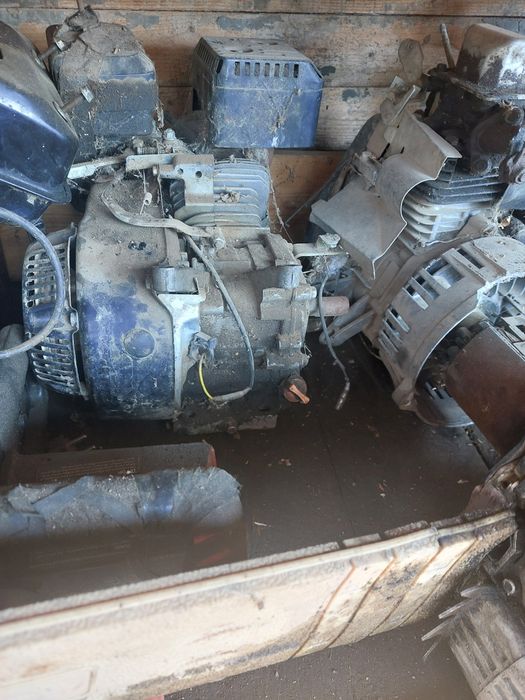 Generator de curent ,motor motocultor în stare de funcționare plus unu