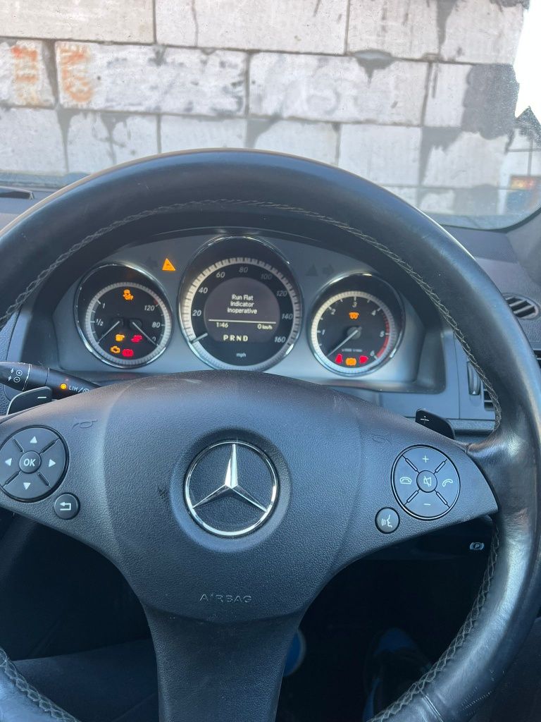 Vand Mercedes C 220 / W 204 pentru piese an 2011