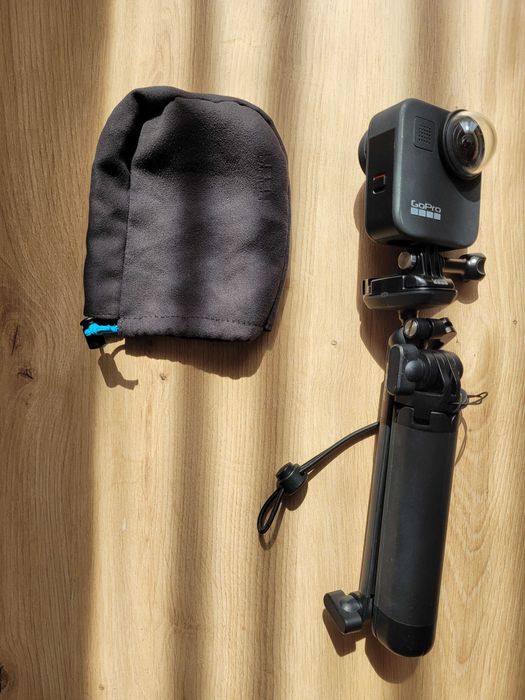 Екшън камера Gopro MAX 360, 5.6k + 3-Way 2.0 Grip Tripod