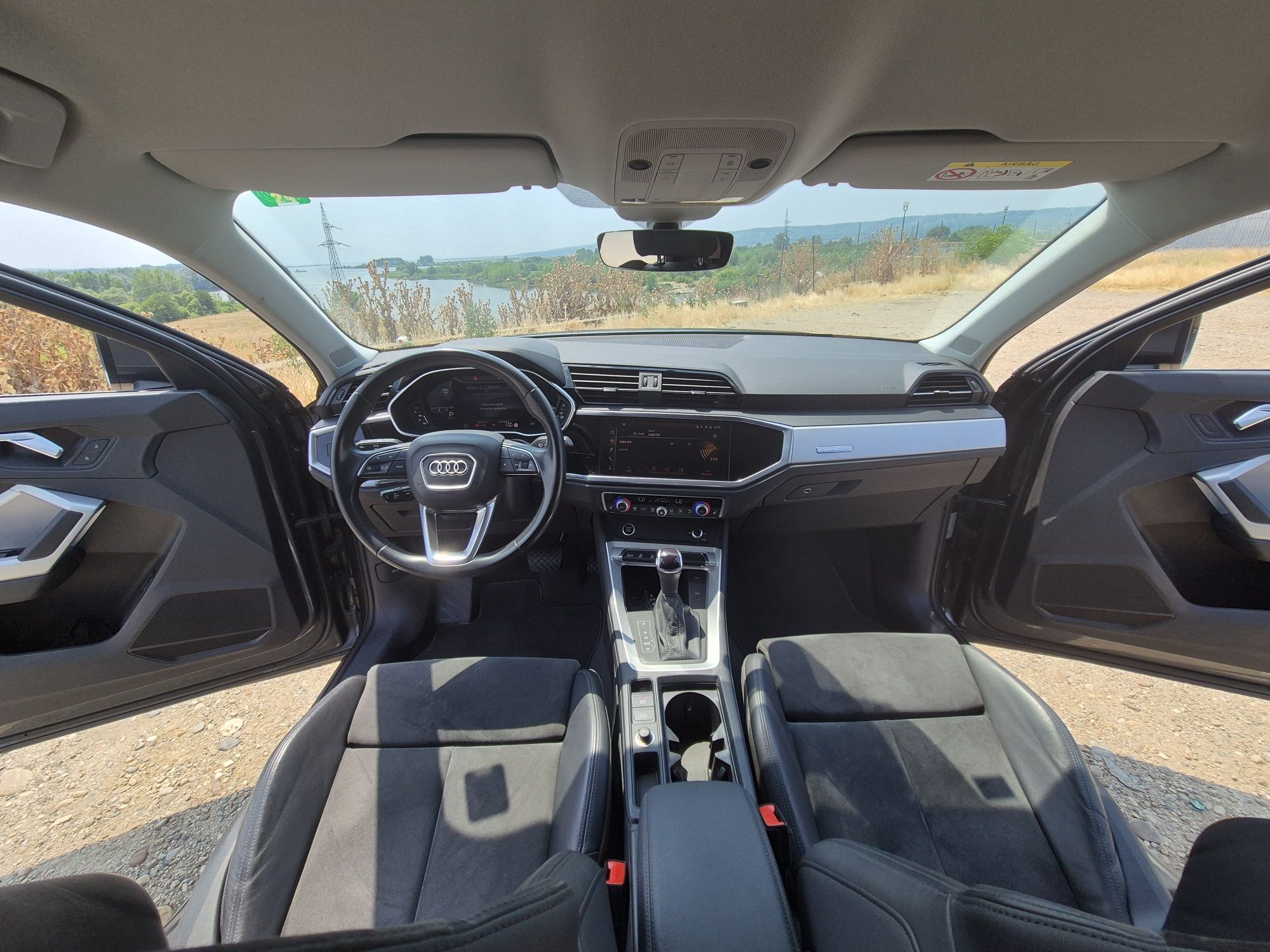 Audiq3 quattro Sline  an 2022