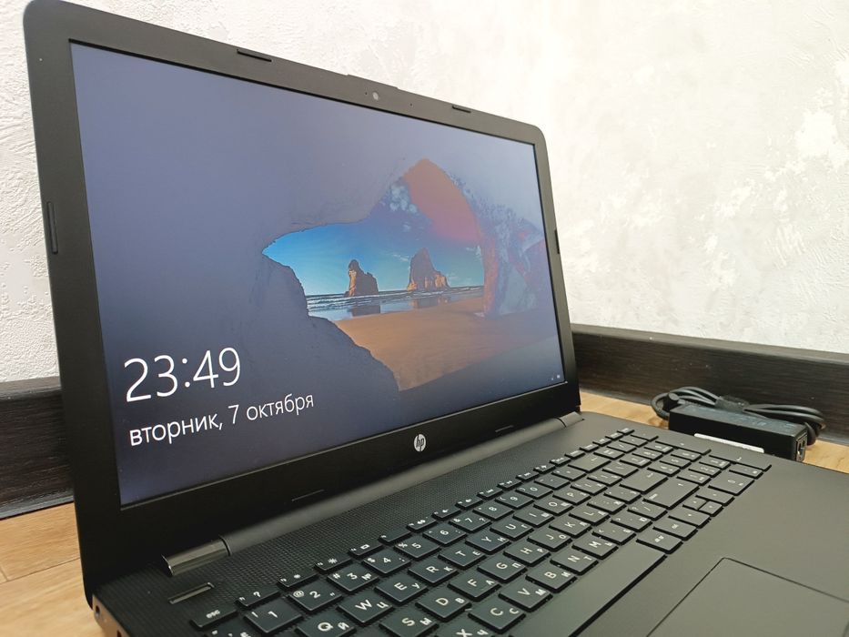 Ноутбук HP AMD, ОЗУ 8ГБ, SSD.