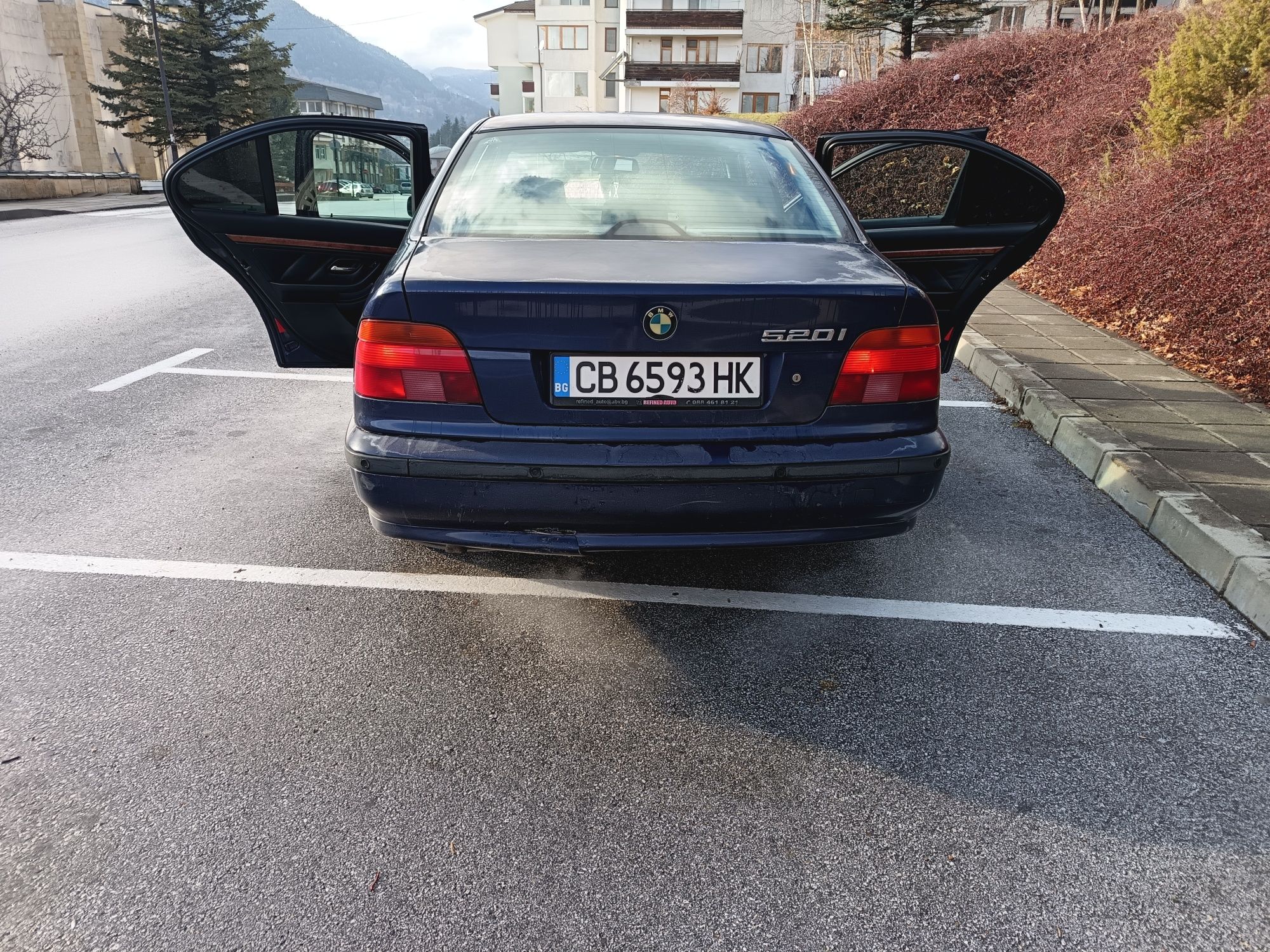Продава се БМВ 520и