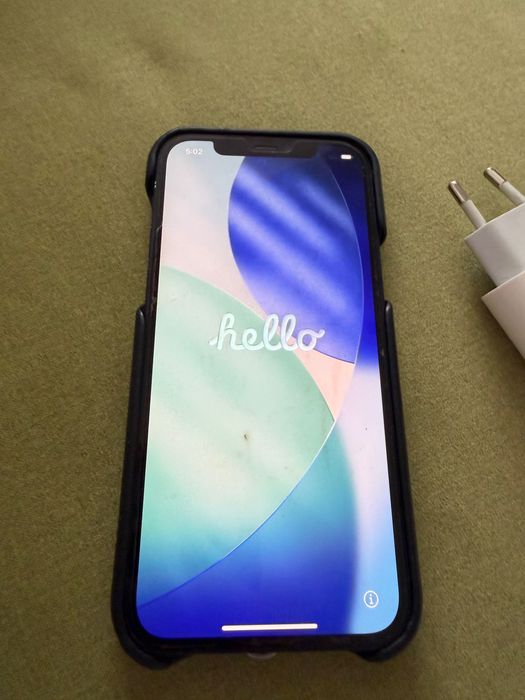 iPhone 12 128GB + husa Velante+ încărcător