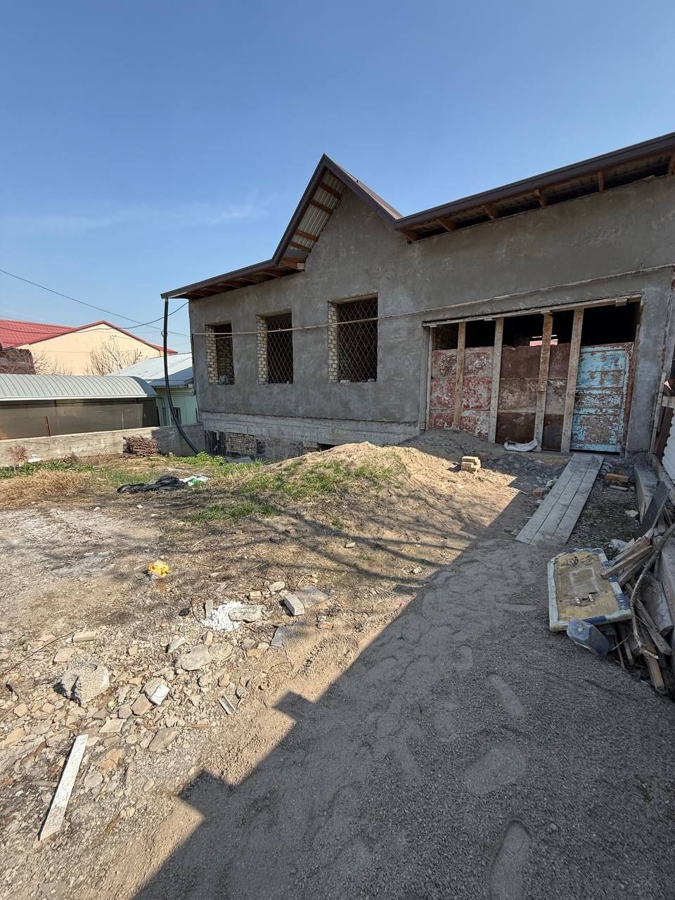 Продаётся Евро дом каробка улица Шортепа, Мирзо Улугбекский район 
Мир