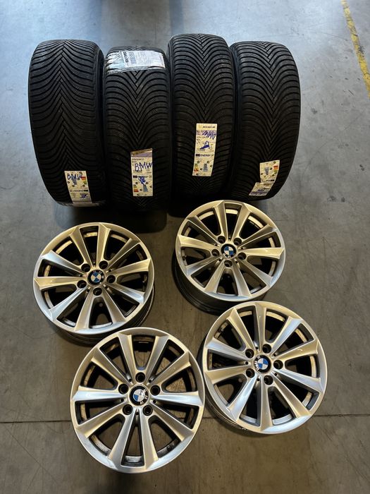 Vand 4 anvelope NOI de iarna cu tot cu jante pe 17  pentru BMW