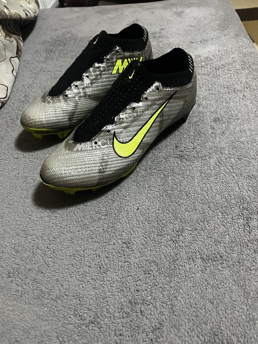 Ghete de fotbal elite