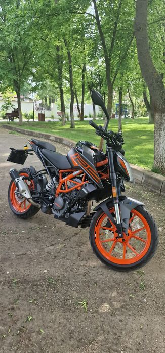 Ktm duke 125 2023 (nu yamaha , honda , cbr,mt,yzf)