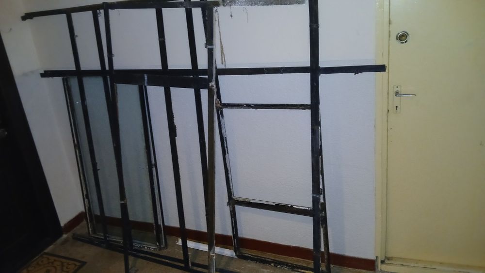 Rame metalice de geamuri