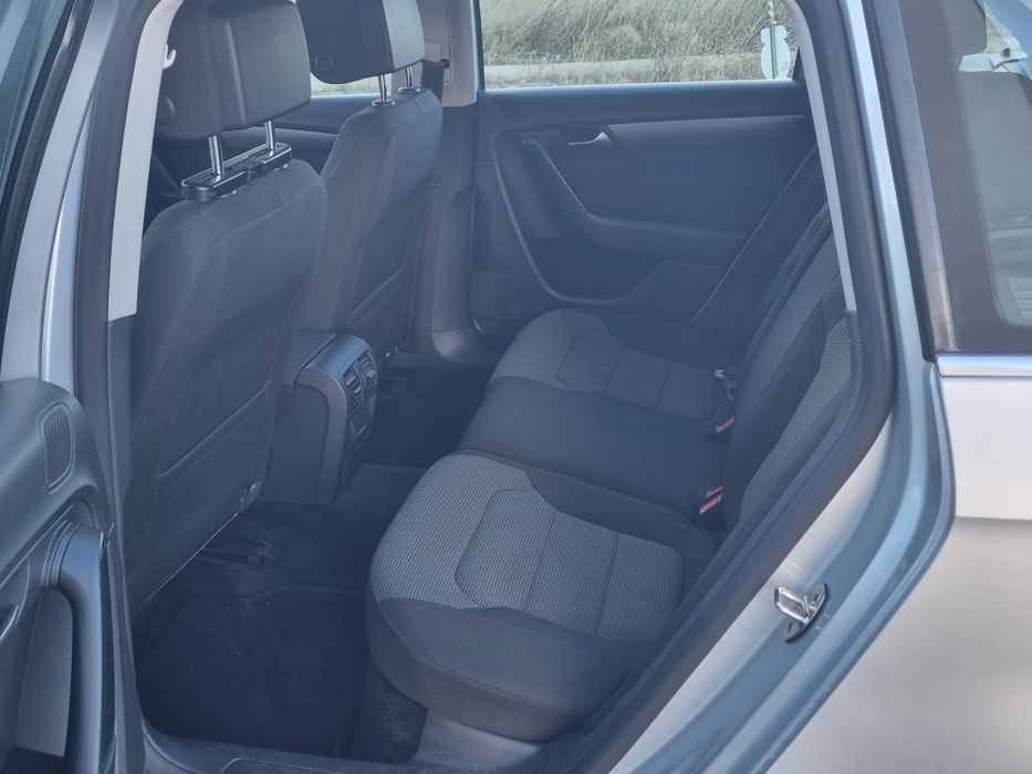 Volkswagen passat 2.0l TDI 140 cai DSG automat