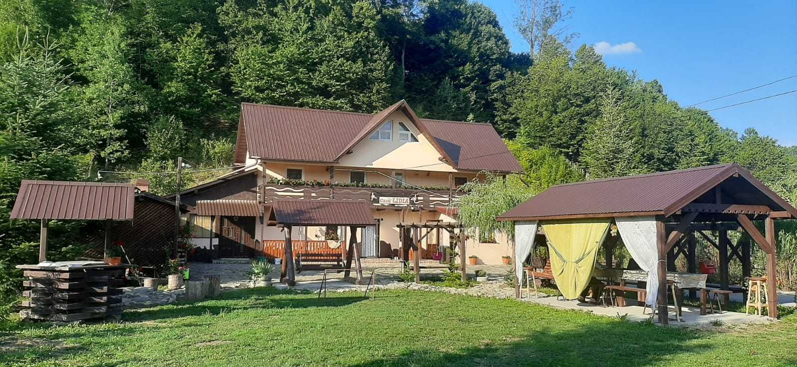 Închiriez Pensiune / Cabana / Casa de vacanta pt Paște