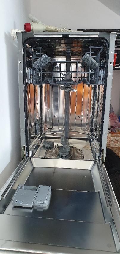 Продавам съдомиялна Евролукс за вграждане на 45 см. Употребявана !