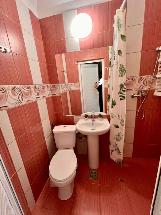 Închiriez garsonieră