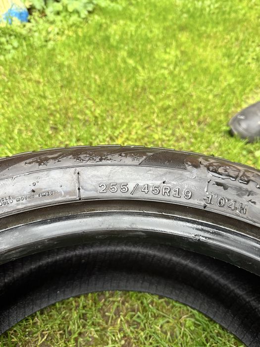 Зимни гуми 255/45/19