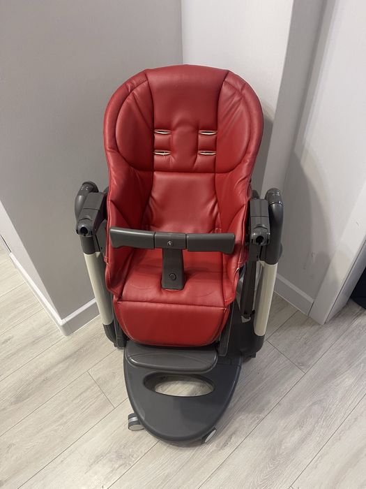 Стульчик для кормления Peg-perego Tatamia