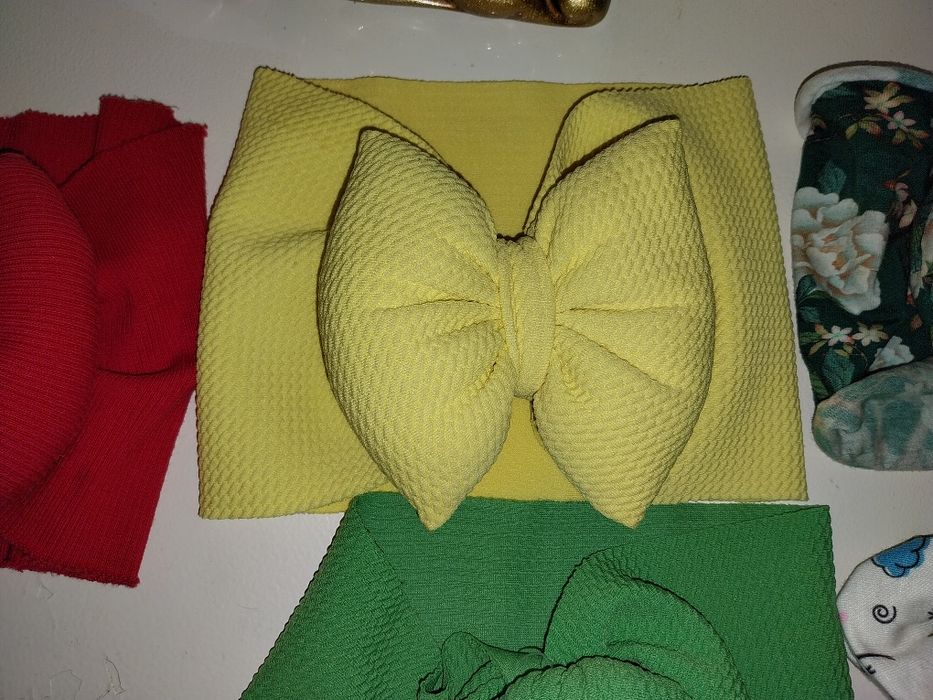 Vând turbane fetițe