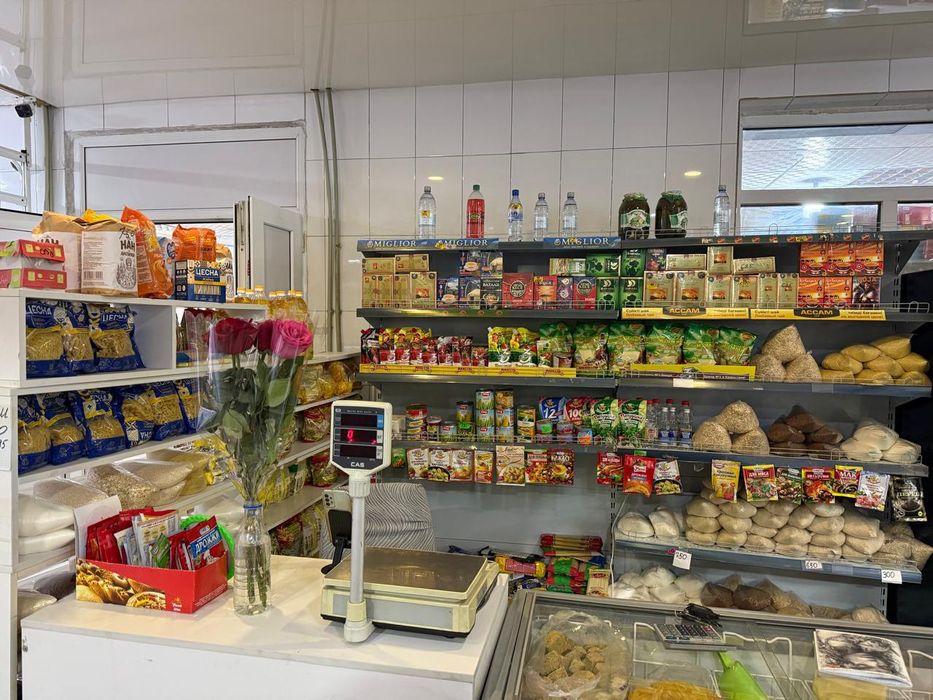 Тез арада Продуктовый орын сатылады. ТД. Аружан  мясной одель.