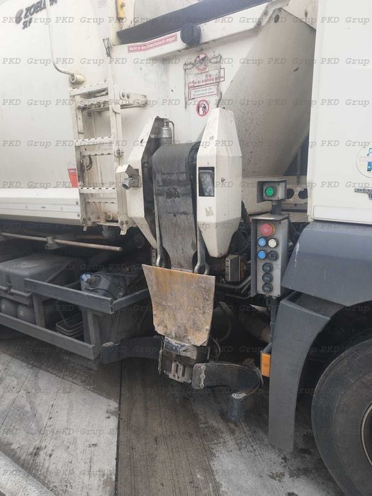 Autoutilitară Gunoieră Mercedes Antos 2532 Euro 6