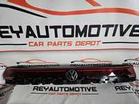 Stop haion VW Touareg Facelift dupa 2023