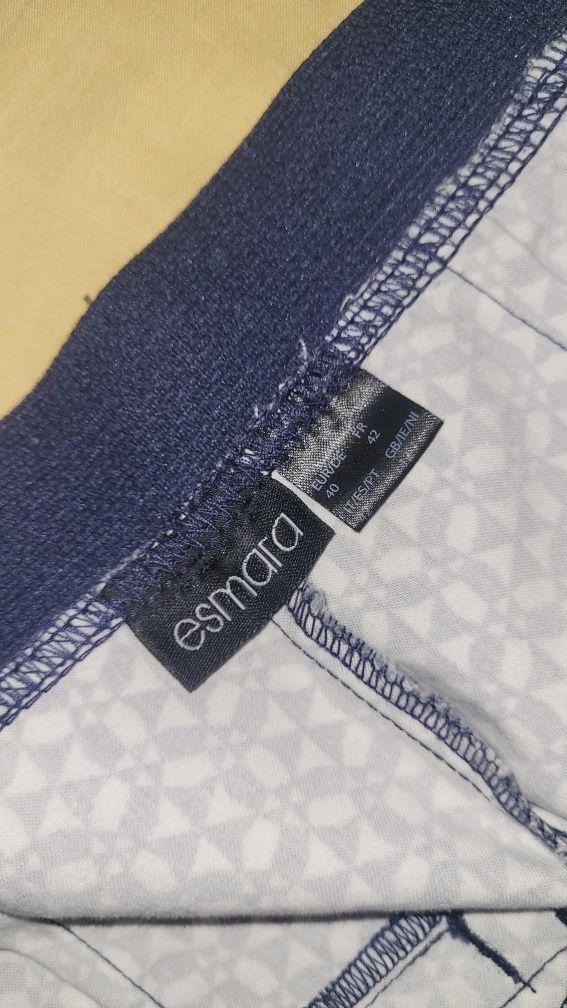 Pantaloni esmara, o singura purtare