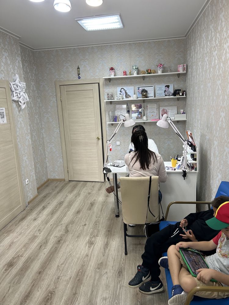 Продам готовую ногтевую студию