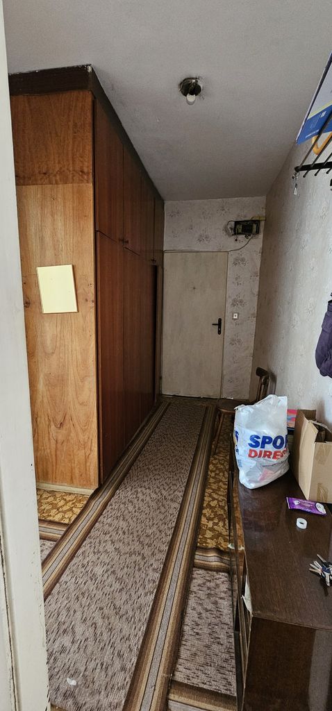 Продава се Двустаен апартамент в Бобов дол - 68 кв.м за 113 €/кв.м - Снимка #17