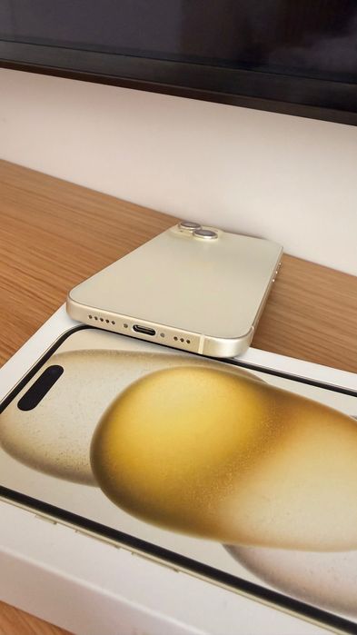 Iphone 15 yellow 256 GB