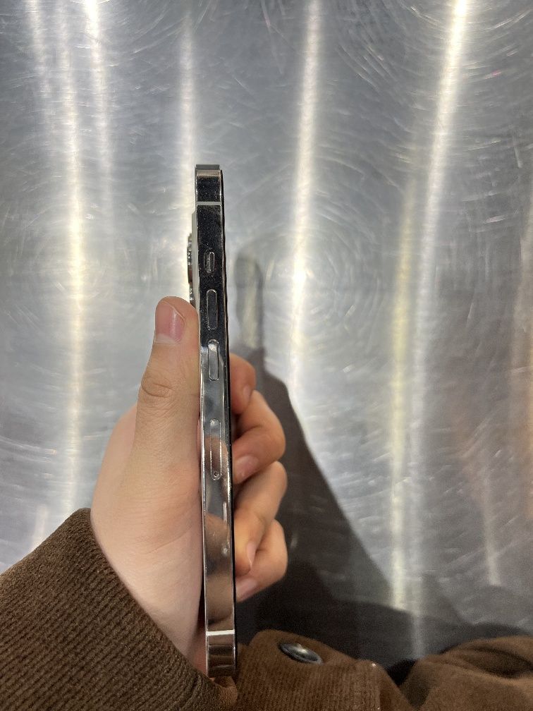 Iphone 13 pro LLA