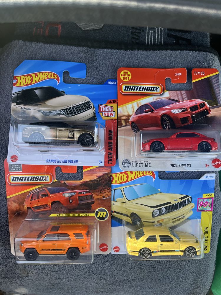 Hotwheels колички