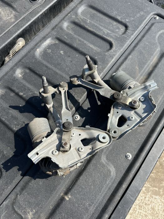 Механизъм чистачки Peugeot 3008 моторче ляв десен