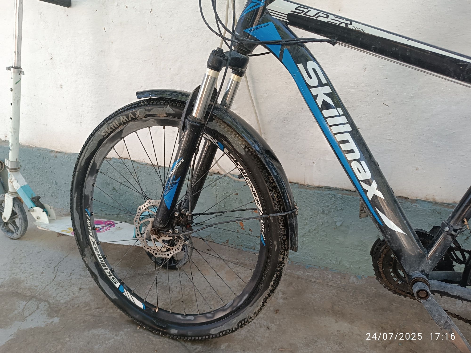 Velo sotiladi. 1 yil haydalgan