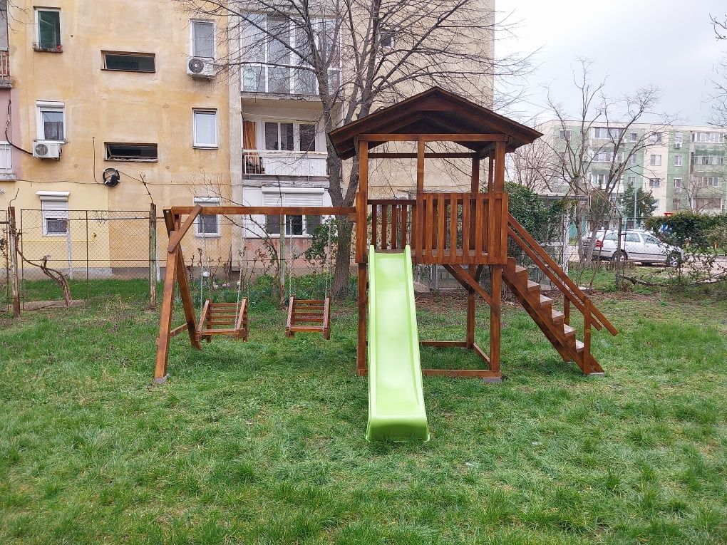 Căsuța pentru copii ( complex loc de joacă)