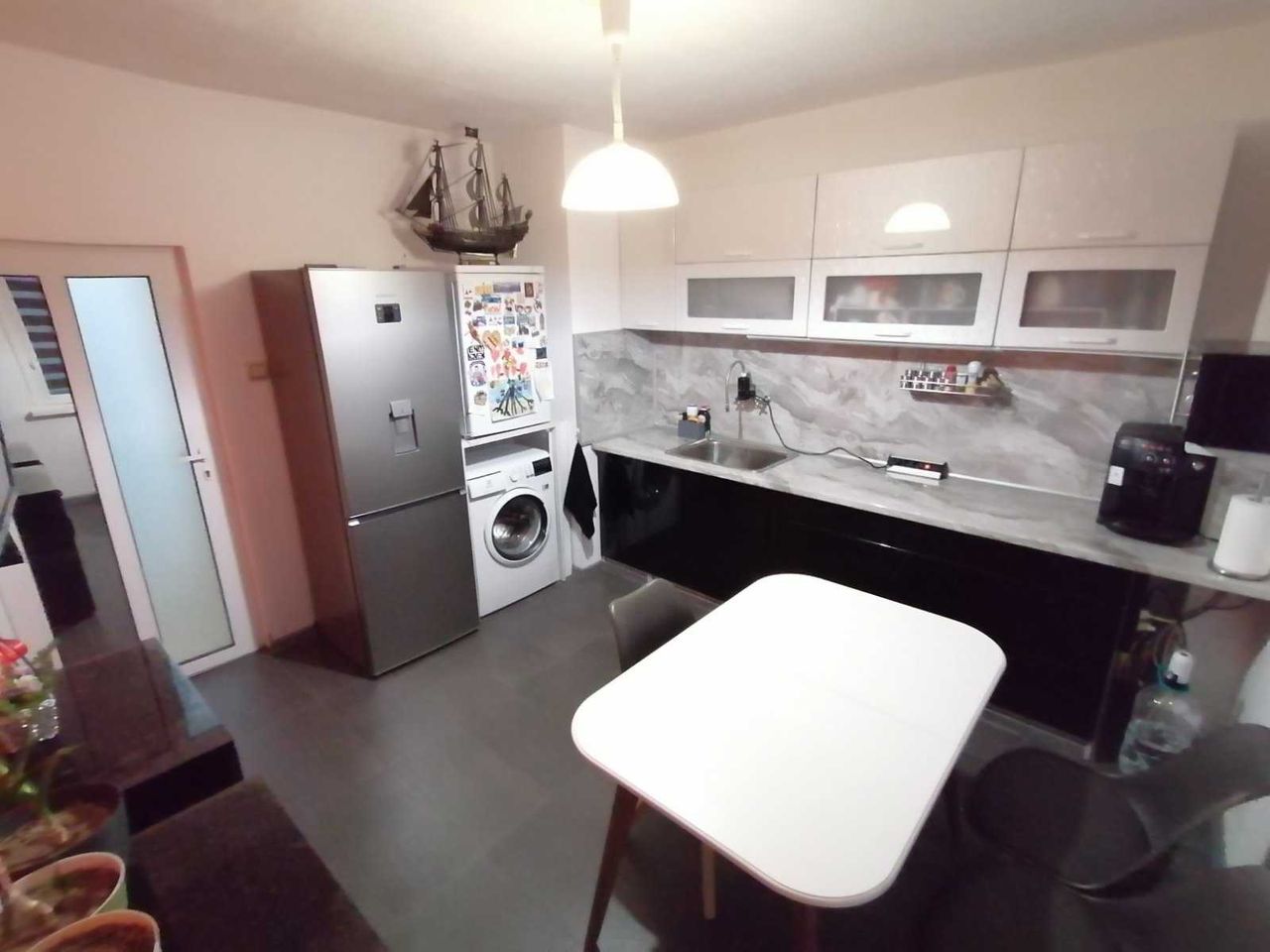 Продава се Четиристаен апартамент в Стара Загора, Аязмото - 83 кв.м за 1446 €/кв.м - Снимка #3