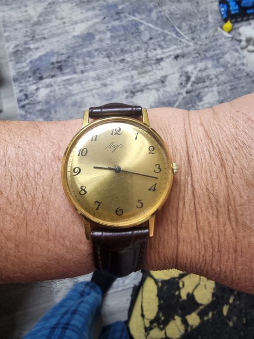 Позолоченные часы Луч ау10