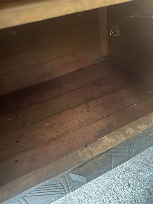 Dulap vechi peste 50 ani