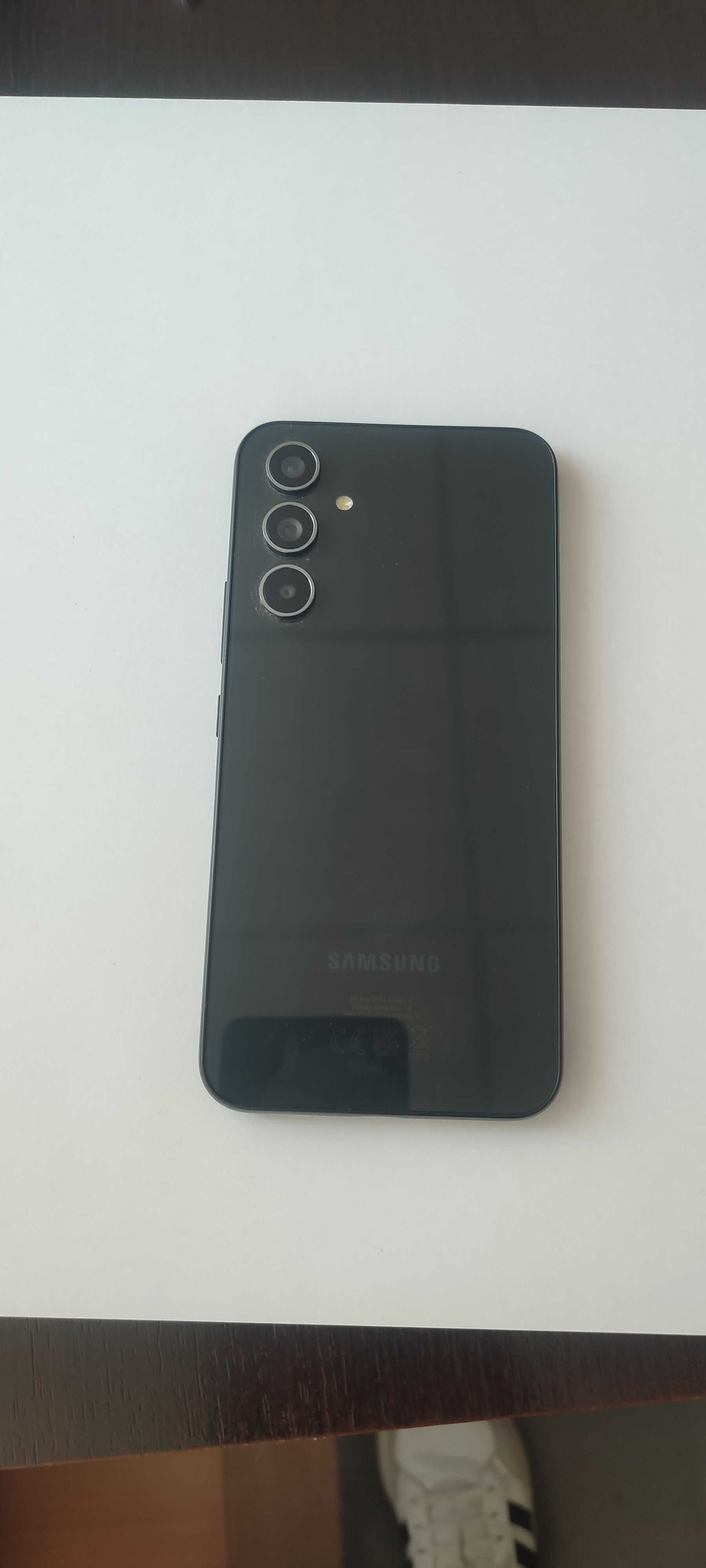 Отлично състояние Samsung galaxy A 54 5G 8GB/128
